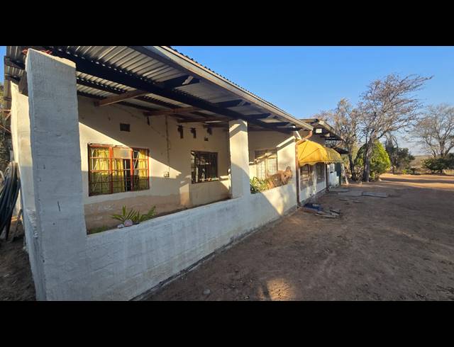 8.60M² SMALLHOLDING FOR SALE IN BELA BELA RURAL